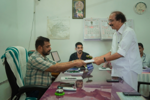 കുറ്റ്യാടിയിൽ എൽ.ഡി.എഫ് സ്ഥാനാർത്ഥി കെ.പി. കുഞ്ഞമ്മദ് കുട്ടി മാസ്റ്റർ നാമനിർദ്ദേശ പത്രിക സമർപ്പിച്ചു