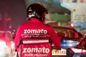 ഭക്ഷണപ്രിയർക്ക് തിരിച്ചടി; സൊമാറ്റോ പ്ലാറ്റ്‌ഫോം ഫീസ് വർധിപ്പിച്ചു, ഓൺലൈൻ ഭക്ഷണത്തിന് ചെലവേറും