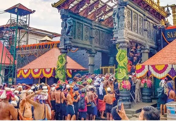 ശബരിമല ഉത്സവത്തിന് ഇന്ന് കൊടിയേറും