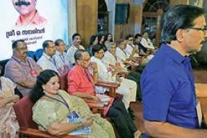 മാപ്പിളസംഗീത അക്കാദമി പുരസ്കാരങ്ങൾ വിതരണം ചെയ്തു; ഷാൻ റഹ്‌മാൻ ഉൾപ്പെടെയുള്ളവർക്ക് ആദരം