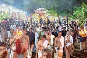 ഭക്തിനിർഭരമായി ലോകനാർകാവ് പൂരം നഗരപ്രദക്ഷിണം