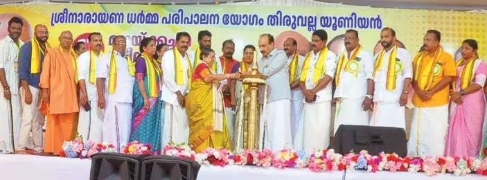 ഗുരുദേവൻ കേരളത്തെ പുണ്യഭൂമിയാക്കിയ അവതാരപുരുഷൻ - ജസ്റ്റിസ് എൻ. നഗരേഷ്