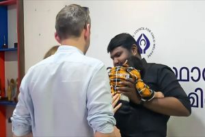 അമ്മത്തൊട്ടിലിലെ ഏഴ് കണ്മണികൾക്ക് ഇനി പുതിയ തണൽ; സംസ്ഥാന ശിശുക്ഷേമ സമിതിയുടെ ചരിത്രപരമായ ദത്തെടുക്കൽ