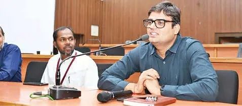 ഭിന്നശേഷിക്കാരായ പോളിങ് ഉദ്യോഗസ്ഥർക്ക് പരിശീലനം നൽകി