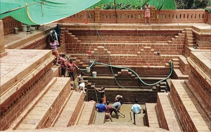 വാരത്ത് കണ്ണന് നീരാടാൻ വറ്റാക്കുളം, സമർപ്പണം ഇന്ന്