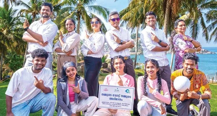 നൃത്തച്ചുവടുകളുമായി ഡോ. രത്തൻ ഖേൽക്കറും അനു കുമാരിയും; വൈറലായി വോട്ട് ബോധവത്കരണ വീഡിയോ.