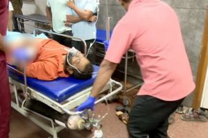 കണ്ണൂർ മയ്യിലിൽ സിപിഐഎം പ്രവർത്തകന് കുത്തേറ്റു; കോൺഗ്രസ് നേതാവിനെതിരെ ആരോപണം