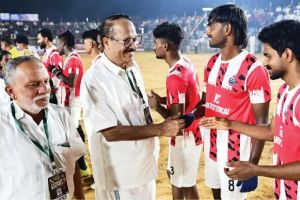 അരീക്കോട്ട് ഇനി സെവൻസ് ആരവം...