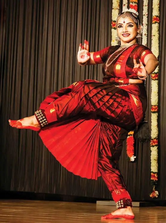 കലയരങ്ങിനെ ധന്യമാക്കി ഉമ ഭട്ടതിരിപ്പാടിന്റെ ഭരതനാട്യം