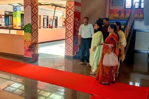 മീര ശ്രീവാസ്തവ പി.എം.ശ്രീ കെ.വി. മാഹി സന്ദർശിച്ചു.