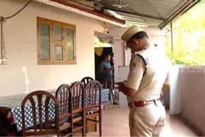 കോഴിക്കോട് മൂഴിക്കലിൽ ഇരട്ട മരണം: വിദ്യാർത്ഥിനിയെ കൊലപ്പെടുത്തിയ ശേഷം ബന്ധുവായ യുവാവ് ആത്മഹത്യ ചെയ്ത നിലയിൽ