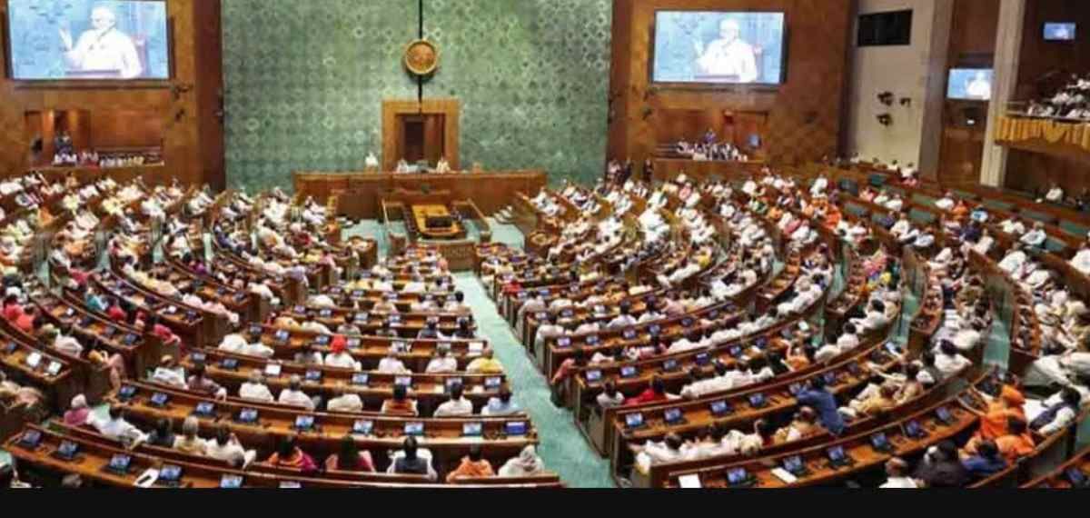 വനിതാ സംവരണ ബിൽ: ലോക്‌സഭയിൽ ഇന്നും നാളെയും വാശിയേറിയ ചർച്ച, ഭേദഗതികളെ ഒന്നിച്ച് എതിർക്കാൻ പ്രതിപക്ഷം