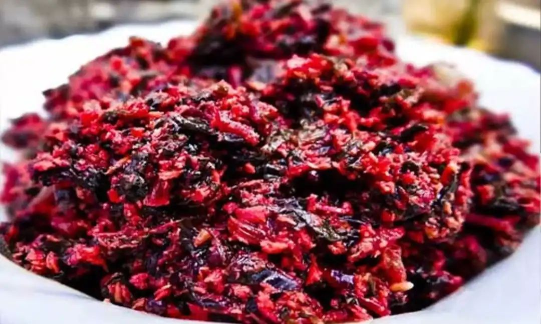 ഫ്രിഡ്ജില്‍ സൂക്ഷിച്ച ചീര കഴിച്ച്‌ ഭക്ഷ്യവിഷബാധ; നാലുപേര്‍ ചികിത്സയില്‍