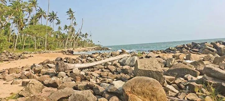 കൊടുങ്ങല്ലൂരിന്റെ തീരശോഷണം;ഉറക്കം നഷ്ടപ്പെട്ട് തീരവാസികൾ