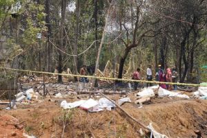 'ഇനി ഒരാളെയും ആഭരണങ്ങൾ കൊണ്ട് തിരിച്ചറിയേണ്ടി വരരുത്'; മുണ്ടത്തിക്കോട് ദുരന്തത്തിന്റെ ഭീകരത വിവരിച്ച് ഫോറൻസിക് സർജൻ