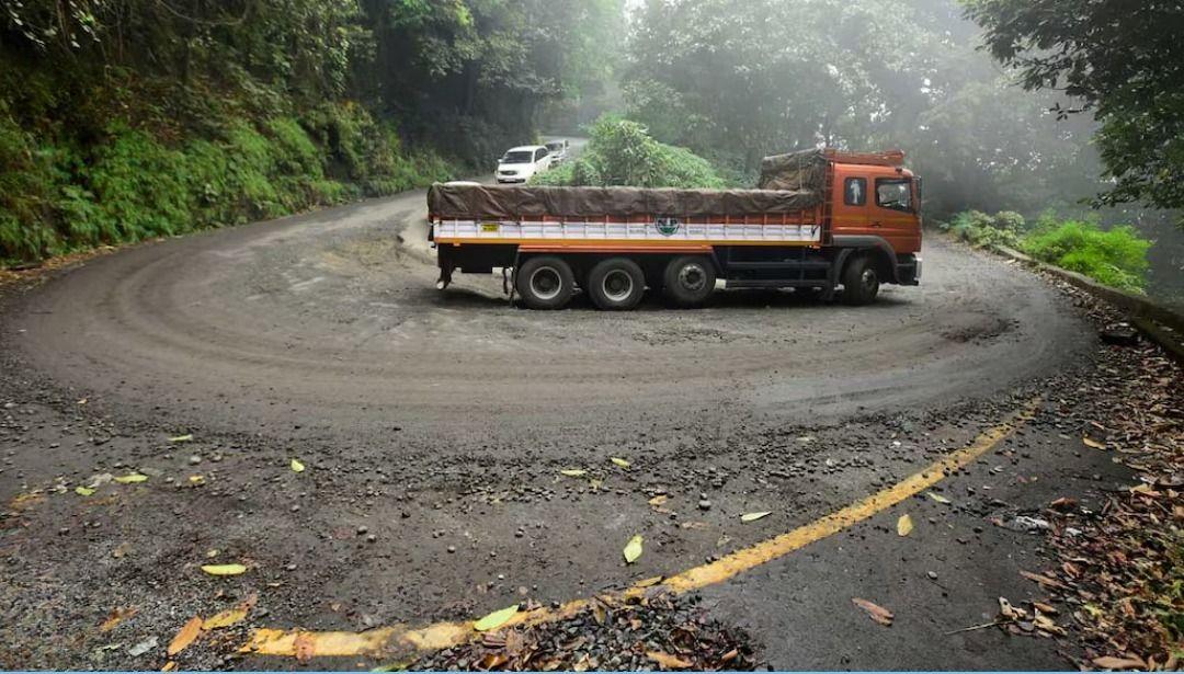 താമരശ്ശേരി ചുരം നവീകരണം അടുത്തയാഴ്ച തുടങ്ങും; 6, 7, 8 വളവുകൾ വീതികൂട്ടാൻ ഐ.ഐ.ടി അംഗീകാരം