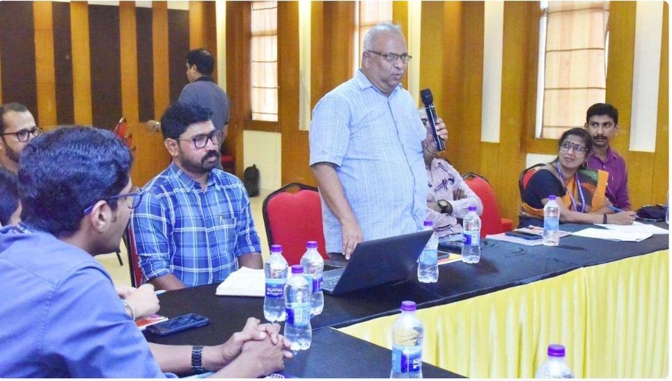 എയ്ഡ്‌സ് പ്രതിരോധം: വകുപ്പുകളുടെ ഏകോപനം ലക്ഷ്യമിട്ട് കോഴിക്കോട്ട് സെമിനാർ