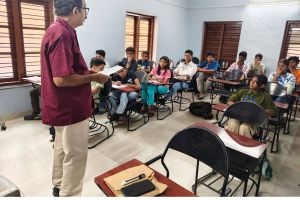 ഐ.ഇ.ഐ അവധിക്കാല ക്യാമ്പ്: കുട്ടികൾക്കായി 'കൃഷിയെഴുത്തിന്റെ ബാലപാഠങ്ങൾ' ക്ലാസ് സംഘടിപ്പിച്ചു