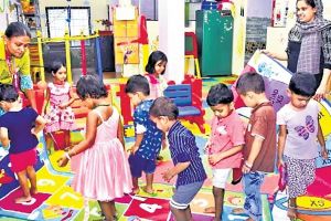 കഠിനമായ ചൂട്: സംസ്ഥാനത്തെ അങ്കണവാടികൾക്ക് ഒരാഴ്ച അവധി; കുട്ടികൾക്ക് പോഷകാഹാരം വീട്ടിലെത്തിക്കും