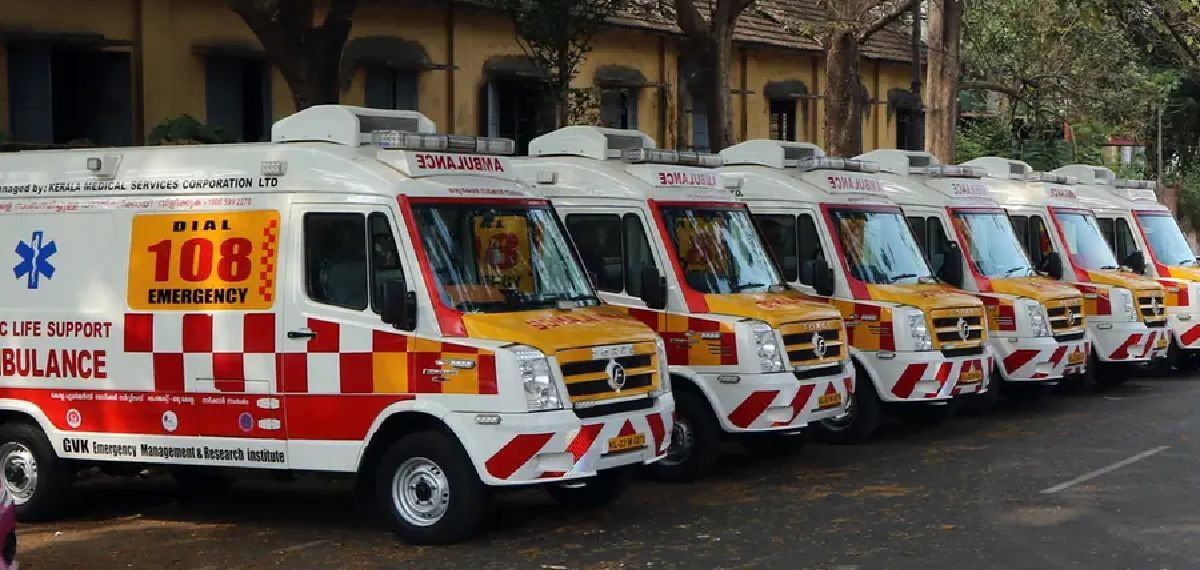 പാമ്പുകടിയേറ്റാൽ പരിഭ്രമിക്കേണ്ട; ആന്റിവെനം ലഭ്യമായ ആശുപത്രിയറിയാൻ 108-ൽ വിളിക്കാം