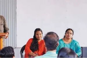 'വൃക്ഷസമൃദ്ധി' പദ്ധതിക്ക് തുടക്കം: നൂറ് വീട്ടുമുറ്റങ്ങളിൽ ഇനി തണലൊരുങ്ങും