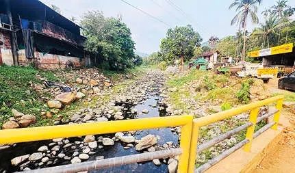 വാണിമേലിൽ നീരൊഴുക്ക് നിലച്ചു; മലയോര മേഖലയിൽ കുടിവെള്ളക്ഷാമം രൂക്ഷമാകുന്നു