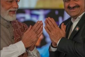 അപൂർവ്വ മഴക്കാടുകൾ നാമാവശേഷമാക്കുമ്പോൾ  - മുല്ലപ്പള്ളി രാമചന്ദ്രൻ