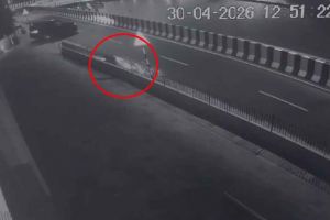 മലാപ്പറമ്പ് അപകടമരണം: യുവാവിനെ ഇടിച്ചുതെറിപ്പിച്ച് നിർത്താതെ പോയ കാർ കണ്ടെത്താൻ അന്വേഷണം ഊർജിതമാക്കി