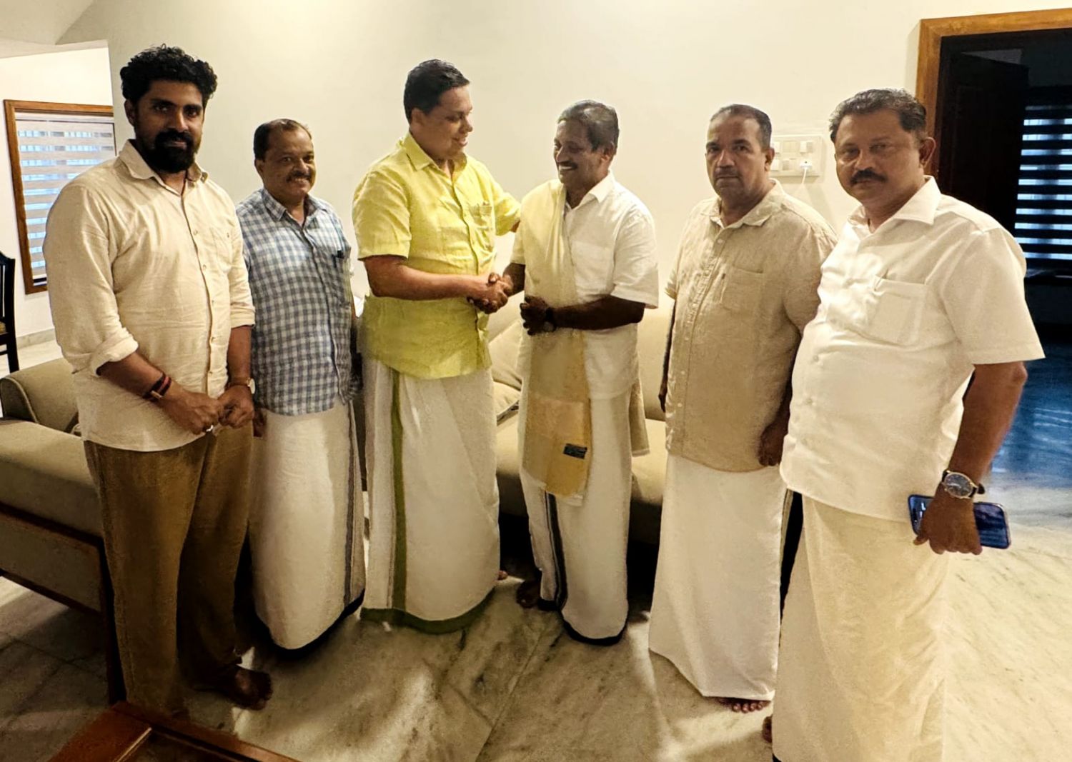 ടി.അശോക് കുമാറിനെ സ്പീക്കർ അനുമോദിച്ചു