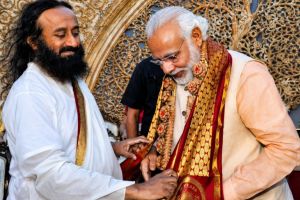ഗുരുദേവ് ശ്രീശ്രീ രവിശങ്കറിന് സപ്തതി; ആർട്ട് ഓഫ് ലിവിങ് ആഗോള സമ്മേളനം പ്രധാനമന്ത്രി ഉദ്ഘാടനം ചെയ്യും.