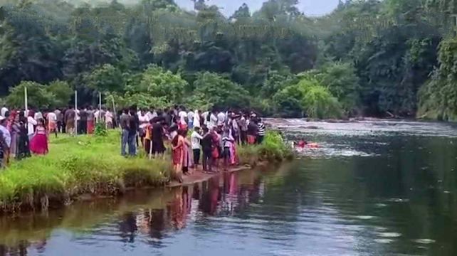 കോതമംഗലത്ത് പുഴയിൽ കുളിക്കാനിറങ്ങിയ മൂന്ന് വിദ്യാർഥികൾ മുങ്ങിമരിച്ചു