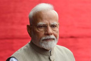 'അഞ്ച് വർഷത്തേക്ക് അഞ്ച് മുഖ്യമന്ത്രിമാർ'; കേരളത്തിലെ ഭരണപ്രതിസന്ധിയിൽ പരിഹാസവുമായി മോദി, മറുപടിയുമായി ചെന്നിത്തല