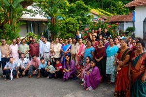 പ്രകൃതി ലാവണ്യംനുകർന്ന്, ഗതകാല സ്മരണയിൽ അവർ ചരിത്രവും മിത്തും തൊട്ടറിഞ്ഞു :ചാലക്കര പുരുഷു