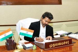 717 മദ്യവിൽപ്പനശാലകൾ അടച്ചുപൂട്ടാൻ ഉത്തരവിട്ട് തമിഴ്‌നാട് മുഖ്യമന്ത്രി വിജയ്