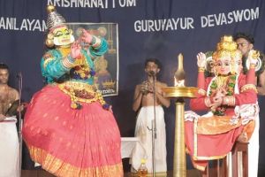 പന്തലായനി അഘോര ശിവക്ഷേത്രത്തിൽ കൃഷ്ണനാട്ടം അരങ്ങേറി