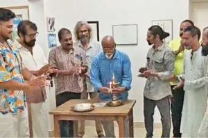 ചിത്രപ്രദർശനത്തിന് പ്രൗഢമായ തുടക്കമായി: ബോസ് കൃഷ്ണമാചാരി ഉദ്ഘാടനം ചെയ്തു