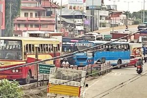 ചാലക്കുടിപ്പാലം അറ്റകുറ്റപ്പണി വേഗത്തിൽ: പകുതി ബെയറിങ്ങുകൾ മാറ്റി, മെയ് 30-ഓടെ പൂർത്തിയാകും