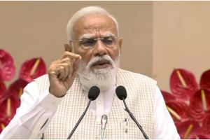 പൂർണ മന്ത്രിസഭാ യോഗത്തിൽ സുപ്രധാന നിർദേശവുമായി പ്രധാനമന്ത്രി; 'ബദൽ ഇന്ധന മാർഗ്ഗങ്ങൾ തേടണം, ഭാവിയിൽ ശ്രദ്ധ കേന്ദ്രീകരിച്ച് മുന്നോട്ട് പോകണം'
