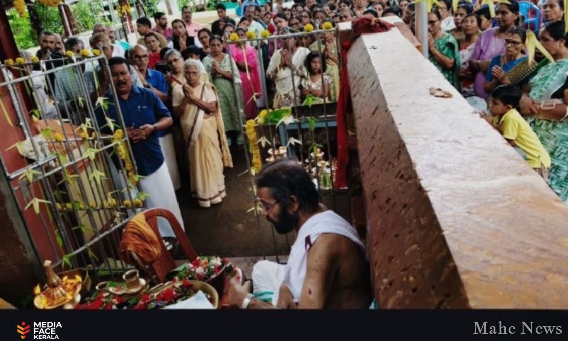 ഭക്തിസാന്ദ്രമായി ആയില്യം നാൾ ആഘോഷം