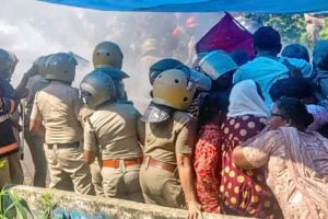 പാരിയത്തുകാവ് കുടിയൊഴിപ്പിക്കൽ: സർക്കാർ കോടതിയിലേക്ക്; പ്രതിരോധിക്കുമെന്ന് സമരസമിതി