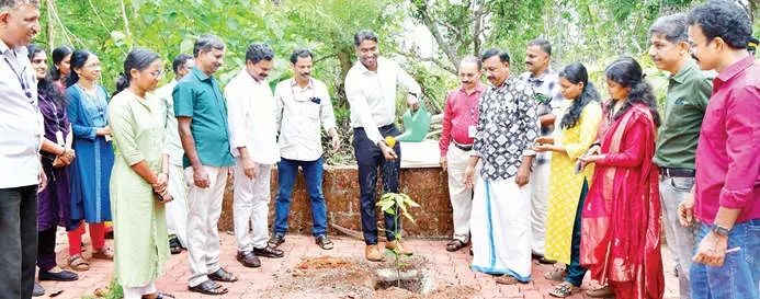 കാസർകോടിന്റെ വിനോദസഞ്ചാര സാധ്യതകൾ പരമാവധി പ്രയോജനപ്പെടുത്തണം: കളക്ടർ അർജുൻ പാണ്ഡ്യൻ