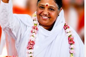 മാതാ അമൃതാനന്ദമയി 30-ന് കോഴിക്കോട്ടെത്തും ; വെള്ളീമാടുകുന്ന് ബ്രഹ്മസ്ഥാന വാർഷികം മെയ് 31, ജൂൺ 1 തീയതികളിൽ