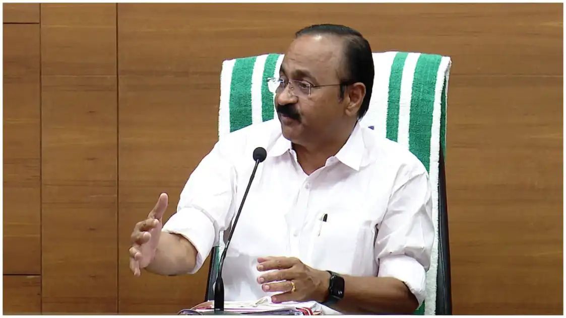 സ്ത്രീകളുടെ സൗജന്യയാത്രയും പെൻഷൻ വർധനയും; സതീശൻ സർക്കാരിന്റെ ആദ്യ നയപ്രഖ്യാപനം ഇന്ന്