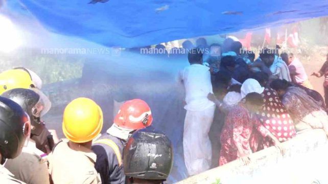 സ്വന്തം മണ്ണിൽ തുടരുമെന്ന് സമരക്കാർ; മലയിടംതുരുത്ത് കുടിയൊഴിപ്പിക്കലിൽ സർക്കാർ വെട്ടിൽ