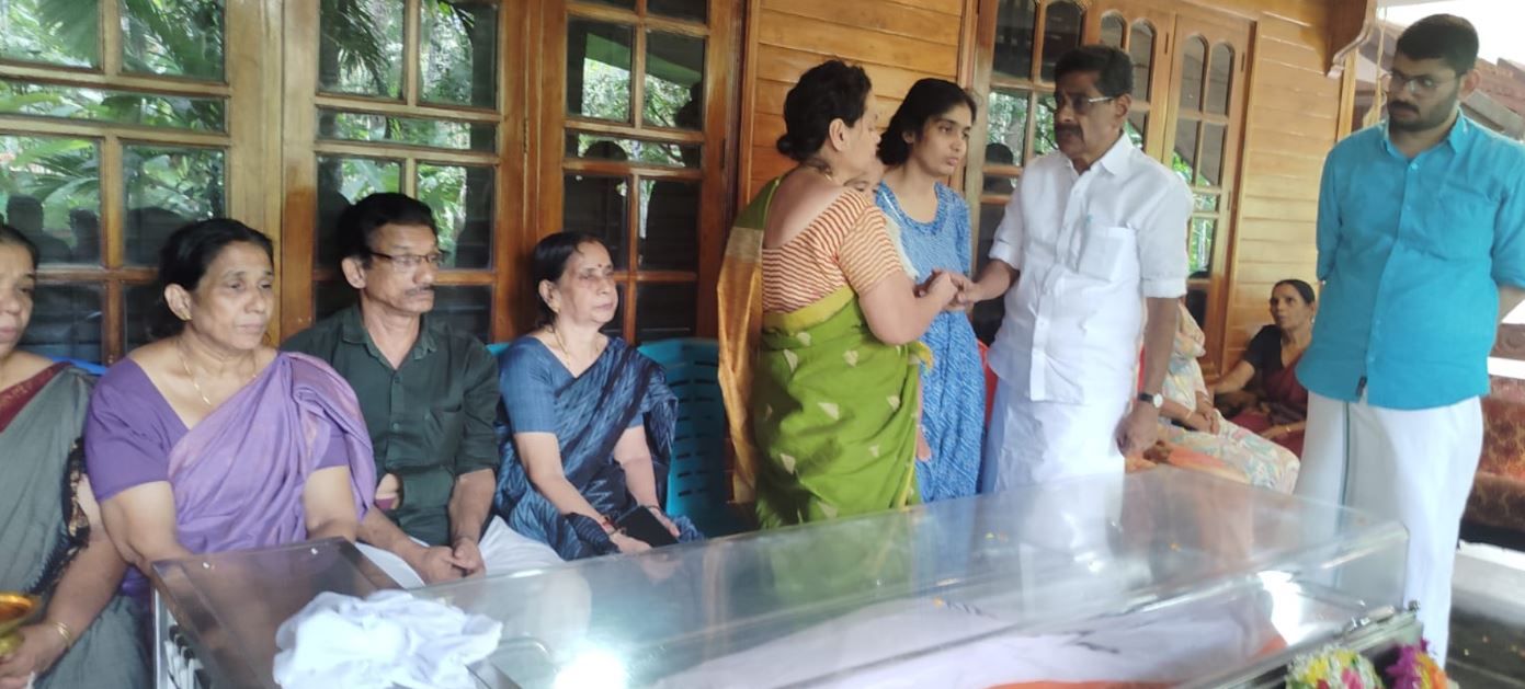 പ്രിയ ബാലനാരായണൻ വിട  ചൊല്ലി കടന്നുപോയി :മുല്ലപ്പള്ളി രാമചന്ദ്രൻ