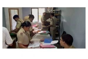 വടകരയിലെ വയോധികന്റെ ആത്മഹത്യ: കടത്തനാട് സൊസൈറ്റി ഓഫീസ് ക്രൈം ബ്രാഞ്ച് പൂട്ടി സീൽ ചെയ്തു; നിർണായക രേഖകൾ കസ്റ്റഡിയിൽ