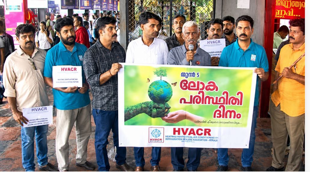 വൃക്ഷത്തൈ വിതരണവും ബോധവൽക്കരണ പ്രഭാഷണവും