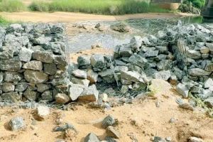 ഭാരതപ്പുഴ പുനരുജ്ജീവന പദ്ധതി: നിർമാണം പൂർത്തിയാകും മുൻപേ സംരക്ഷണഭിത്തി തകർന്നു; അഴിമതിയെന്ന് ബി.ജെ.പി.