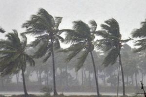 കനത്ത മഴ മുന്നറിയിപ്പ്: ഇന്ന് മൂന്ന് ജില്ലകളിൽ ഓറഞ്ച് അലേർട്ട്; കേരള തീരത്ത് കടലാക്രമണ സാധ്യതയെന്ന് ഇൻകോയിസ്