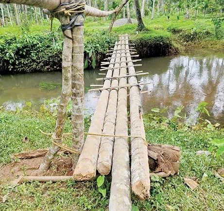 കായണ്ണ തിരുമംഗലംകുന്ന് നിവാസികൾ ചോദിക്കുന്നു; ഞങ്ങൾക്ക് അനുവദിച്ച പാലമെവിടെ?